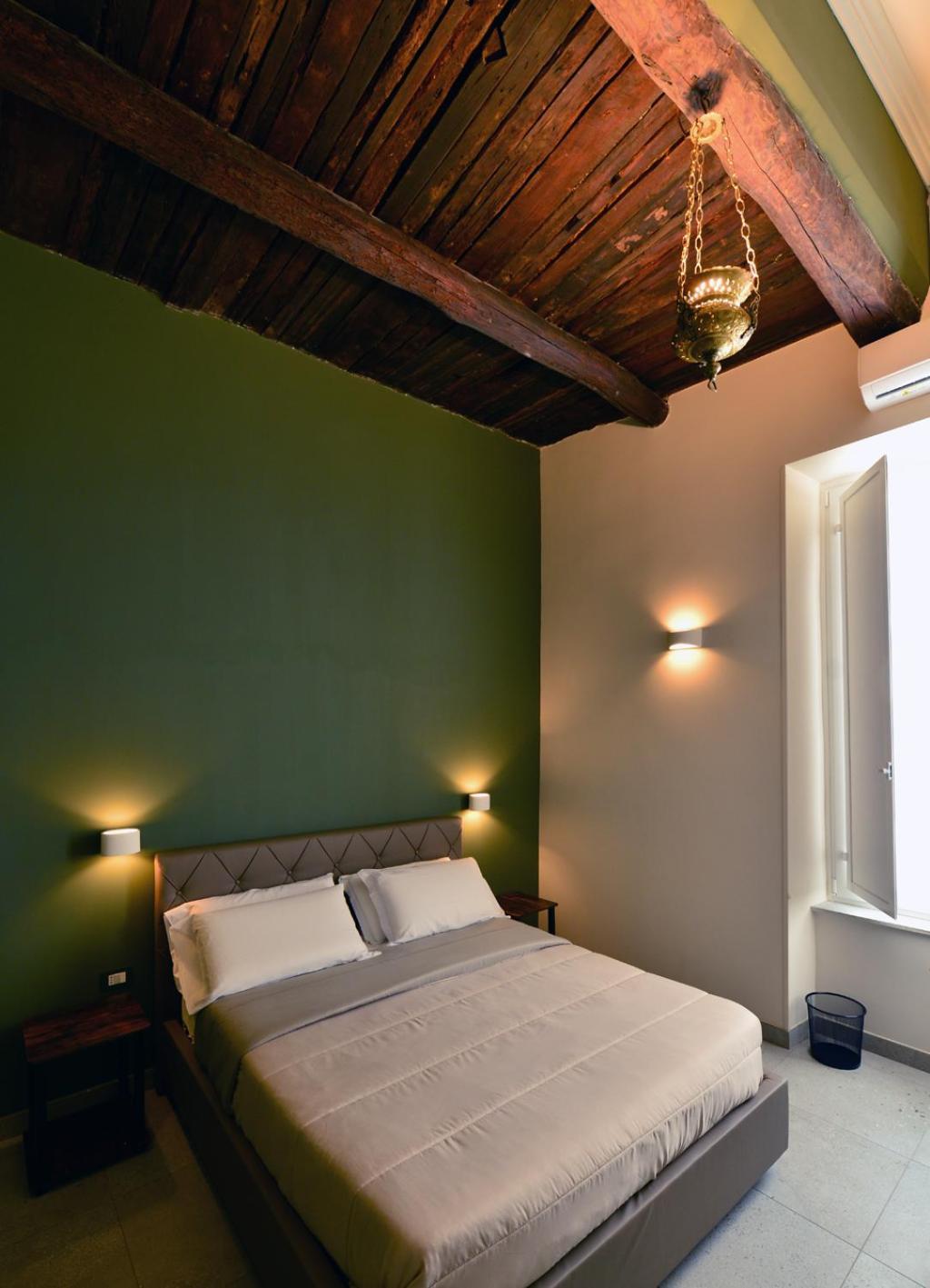 Xenia Neapolis Hotel Bagian luar foto