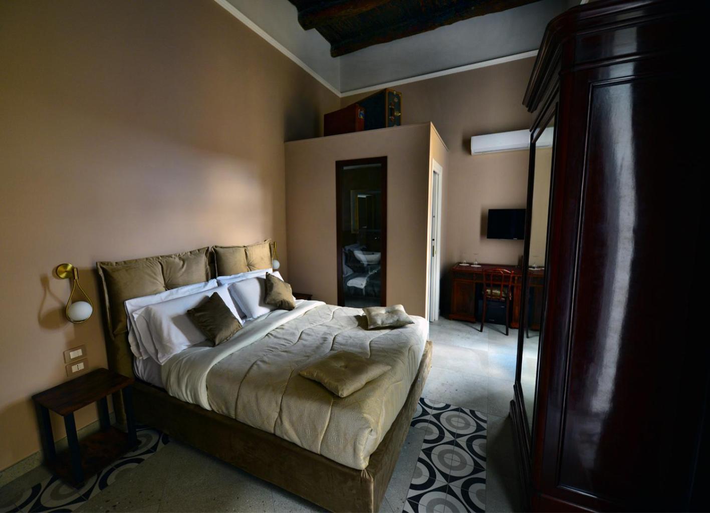 Xenia Neapolis Hotel Bagian luar foto