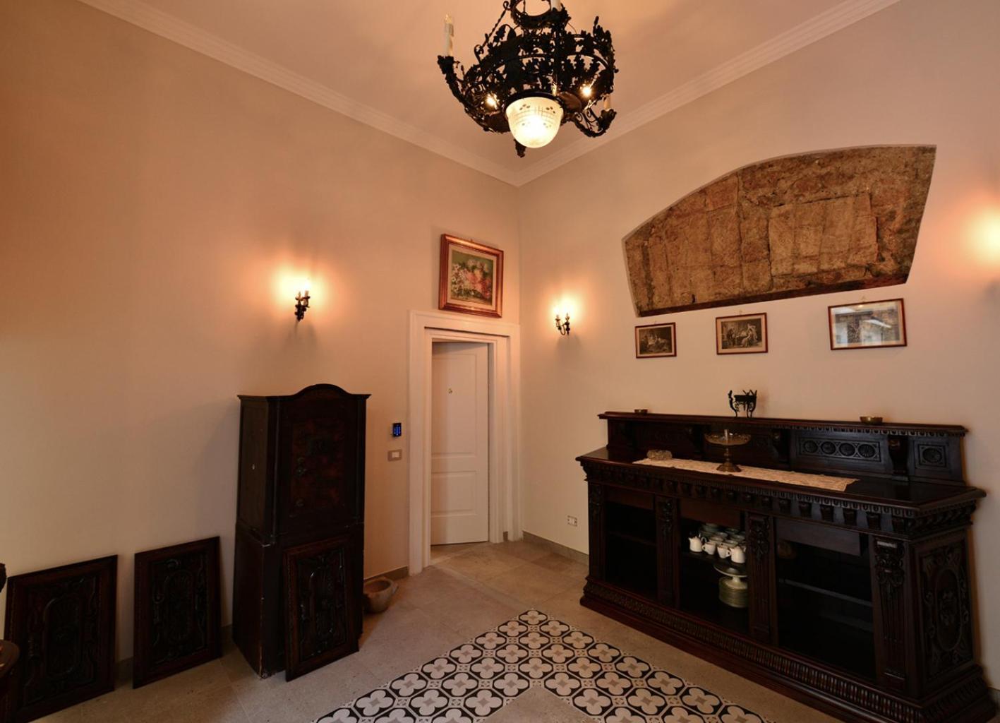 Xenia Neapolis Hotel Bagian luar foto