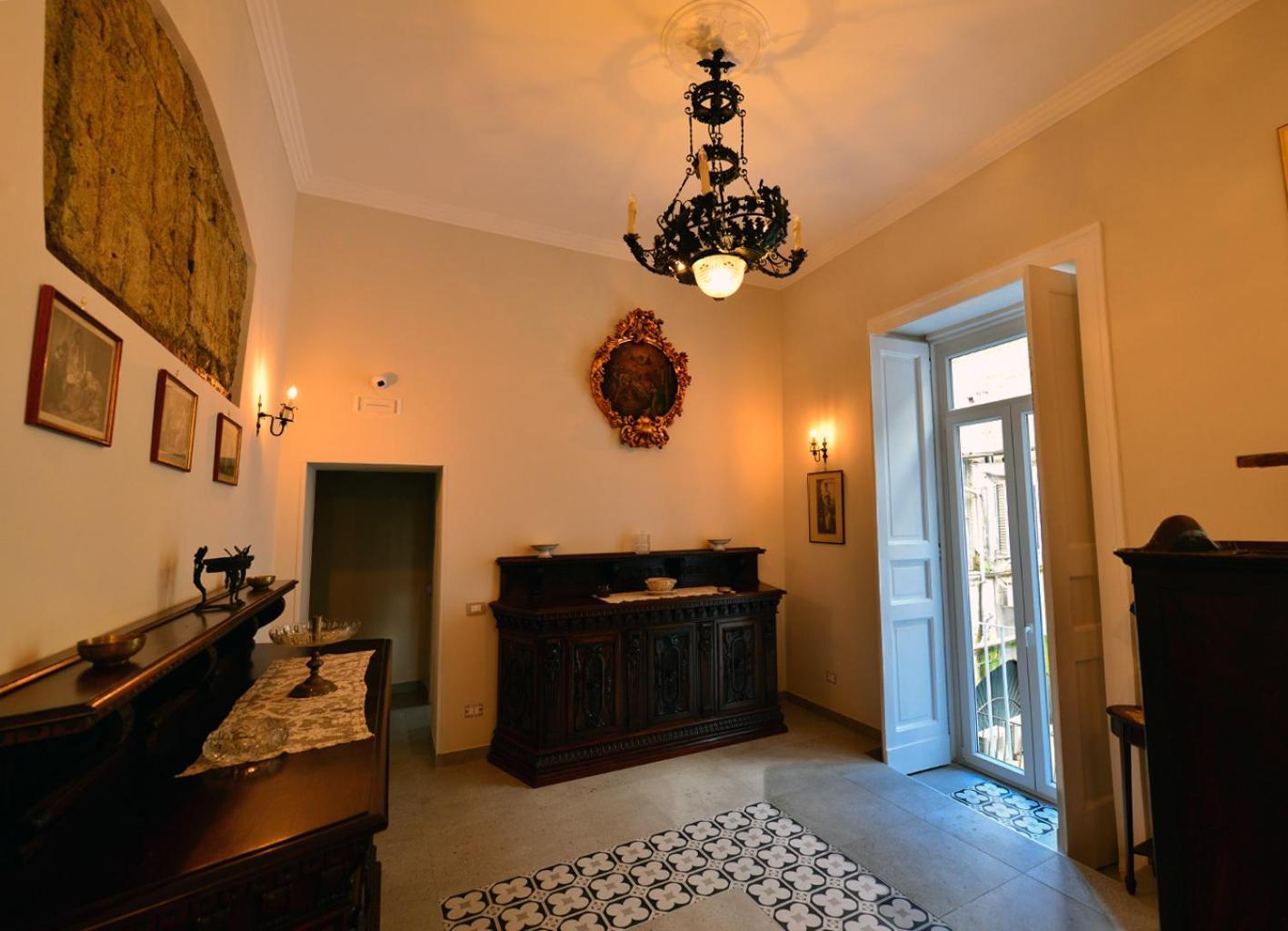 Xenia Neapolis Hotel Bagian luar foto