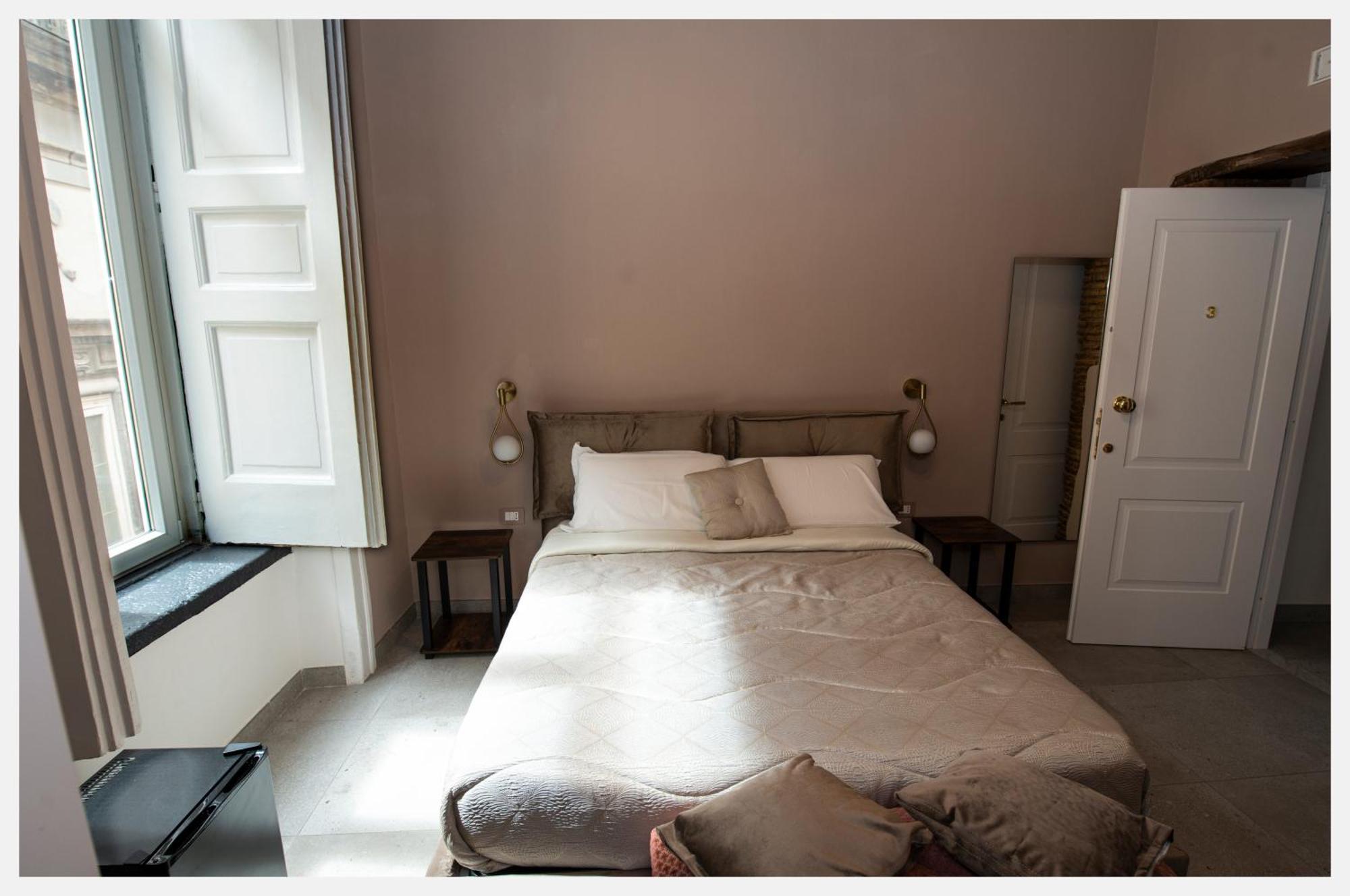 Xenia Neapolis Hotel Bagian luar foto