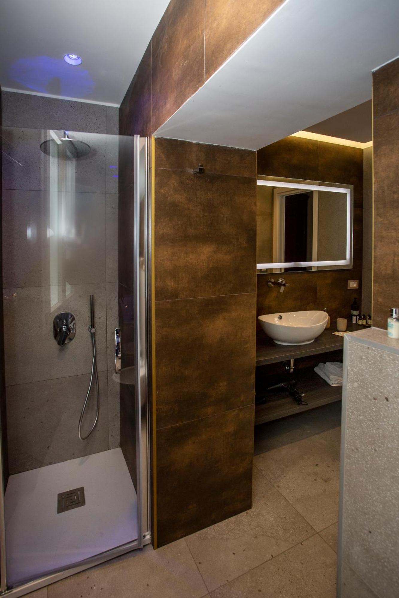 Xenia Neapolis Hotel Bagian luar foto