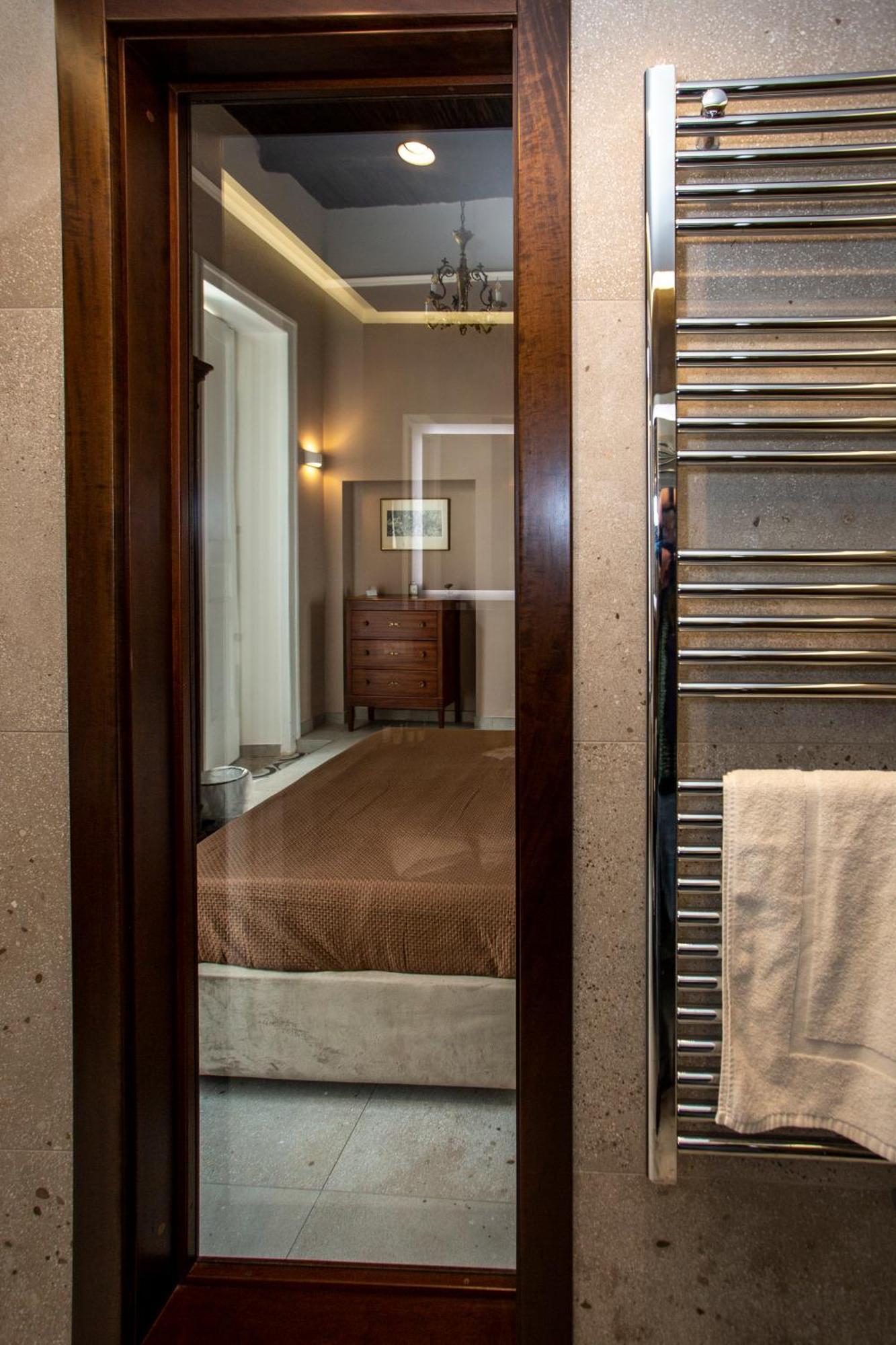 Xenia Neapolis Hotel Bagian luar foto