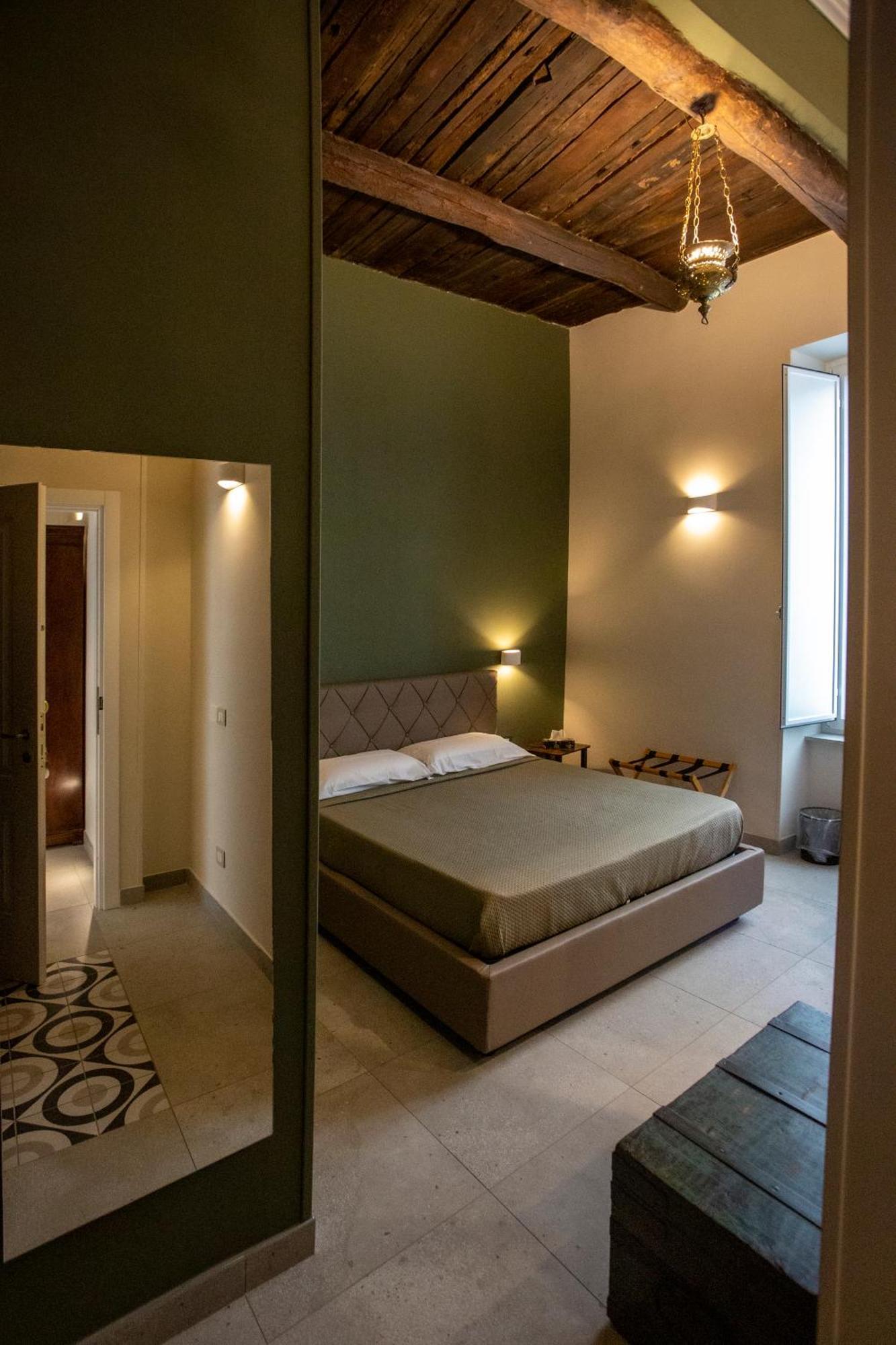 Xenia Neapolis Hotel Bagian luar foto