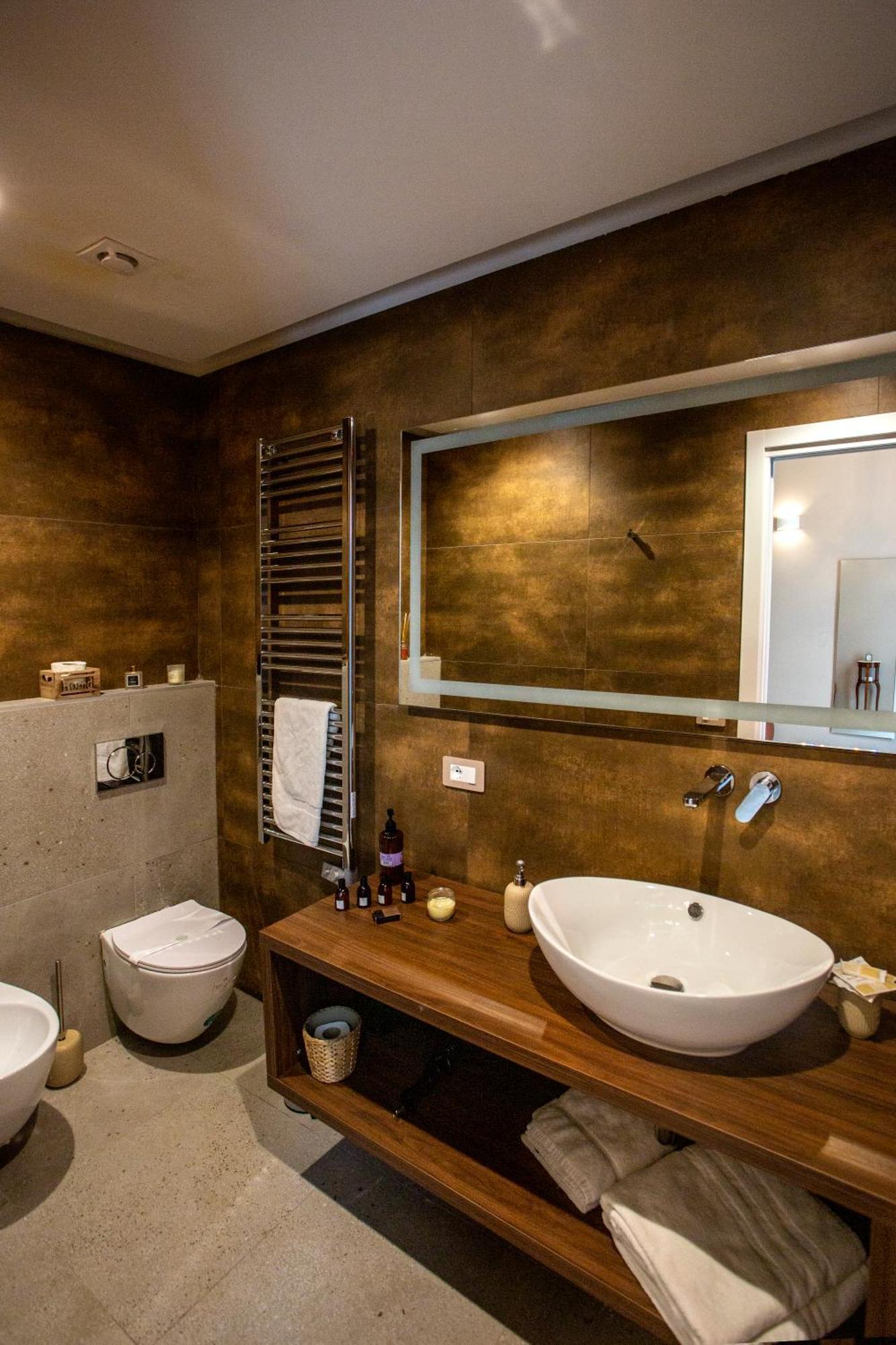 Xenia Neapolis Hotel Bagian luar foto