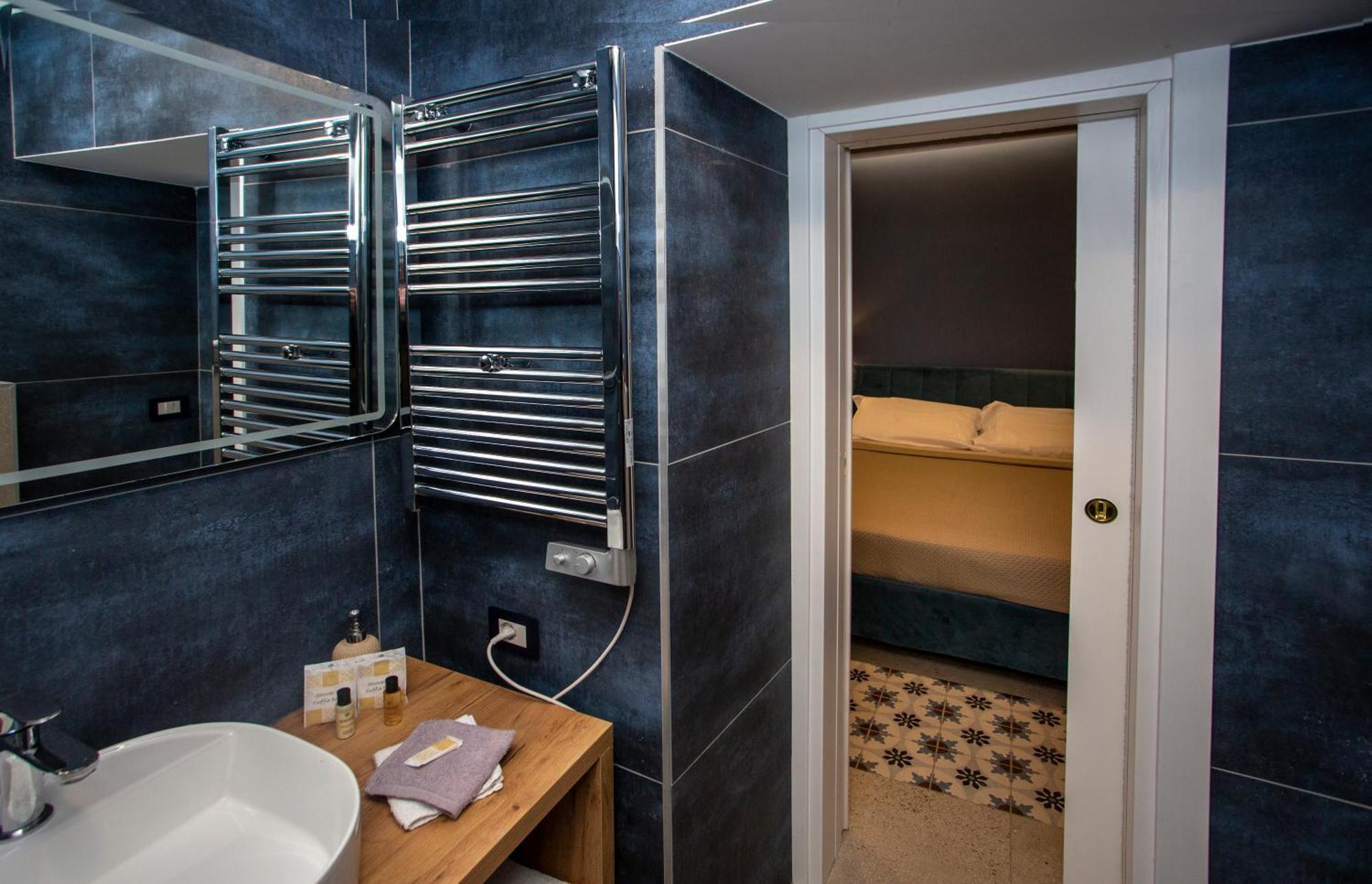Xenia Neapolis Hotel Bagian luar foto